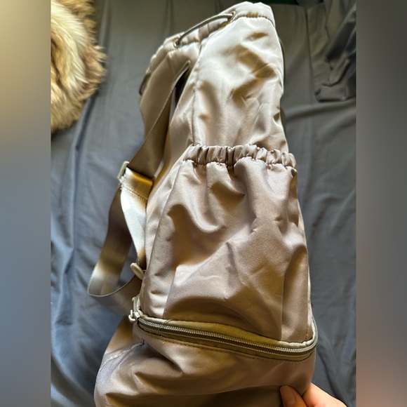 Beyond Yoga Convertible Bag in Birch - Picture 4 of 5